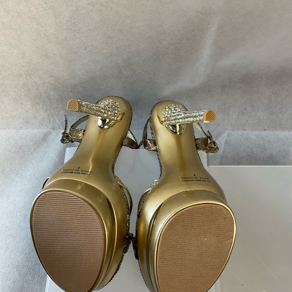 Celeste High Heels NWOT- Size 7 - Picture 9 of 10